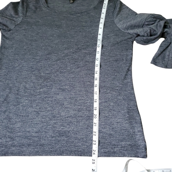 Banana Republic Womens Tiered Ruffle Sleeve Top Size M Gray Crew Neck Pullover - Picture 5 of 6